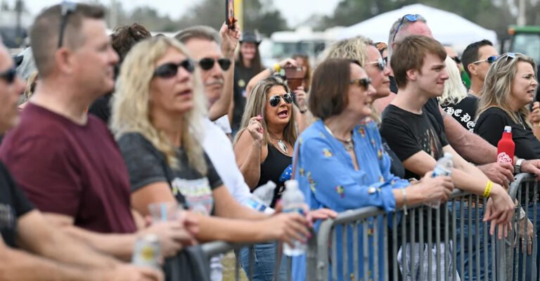 One of Sarasota’s largest festivals announces 2026 musical headliners, celebrity guest