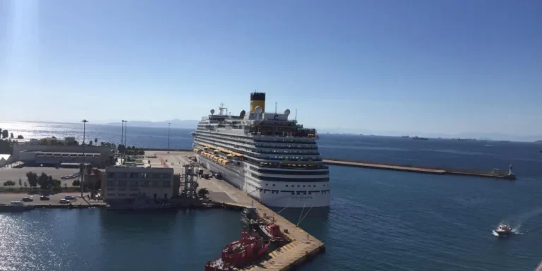 Athens to Piraeus Transfer | Cruise Port Transfers & Tips