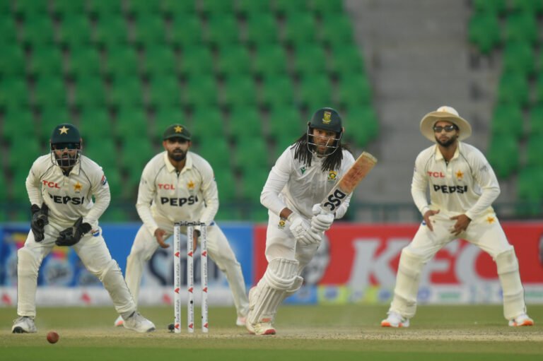 Proteas Tested on Subcontinent Grit as De Zorzi, Muthusamy Lead Fightback in Lahore - South Africa Sports News and Blog Site