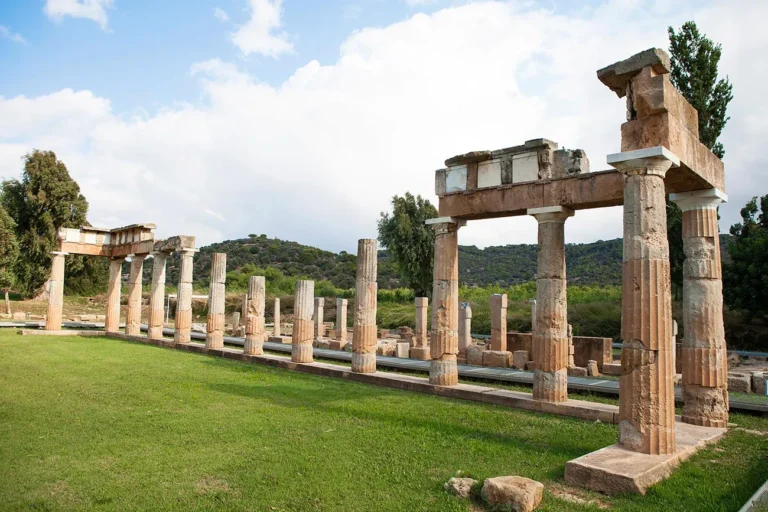 Vravrona to Athens City Center Taxi: Easy Transfers & Tips