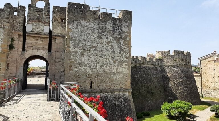 Agropoli to Naples Airport Transfer