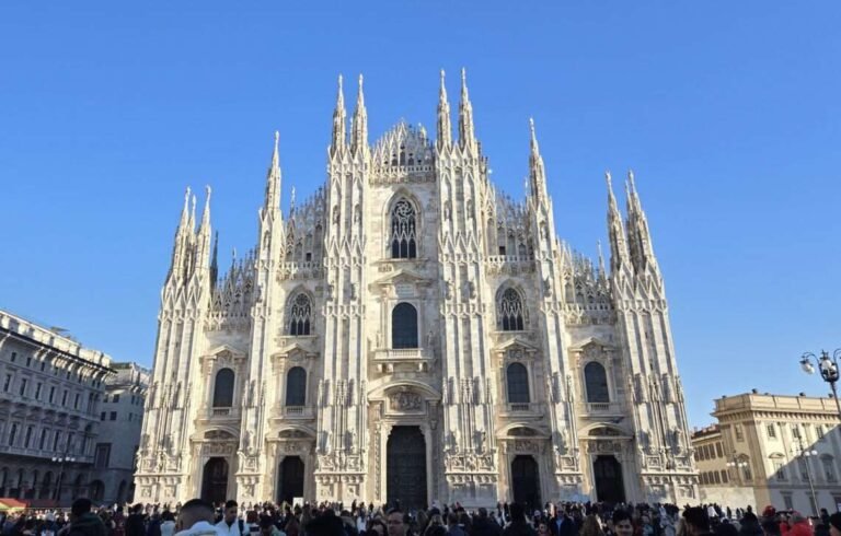 Burago di Molgora to Milan Malpensa Airport Transfer Burago di Molgora to Milan Malpensa Airport Transfer