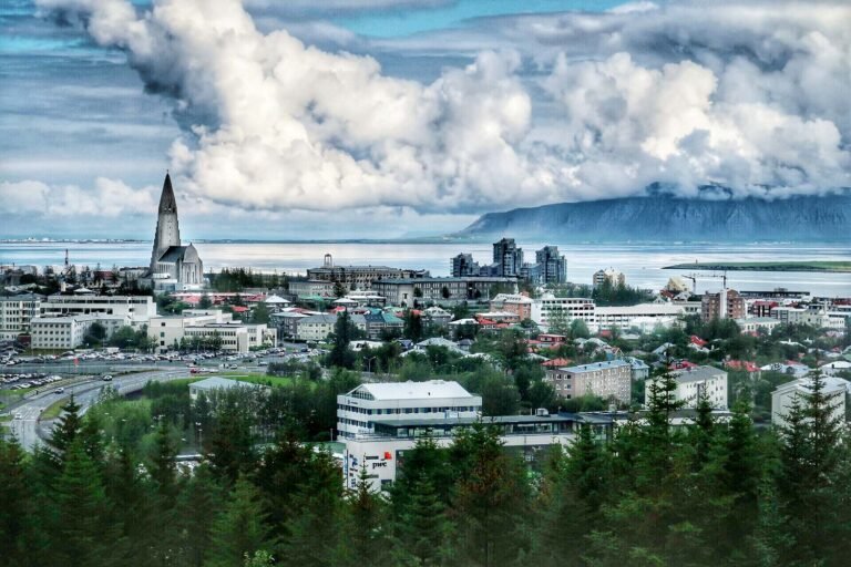 Kópavogur to Reykjavik Airport Taxi