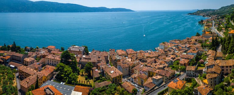 Private Transfer from Bergamo Airport (BGY) to Gargnano Private Transfer from Bergamo Airport (BGY) to Gargnano