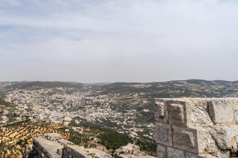 Complete Travel Guide, Attractions & Hotels Complete Travel Guide, Attractions & Hotels