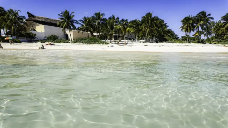 Transfers, Beaches & Top Tips