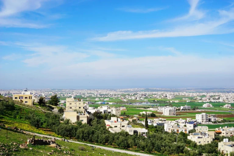 Travel Guide, Attractions, Restaurants & Hotels Travel Guide, Attractions, Restaurants & Hotels