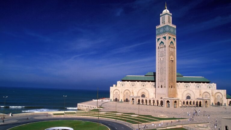 Casablanca Airport to Kenitra Transfer: Complete