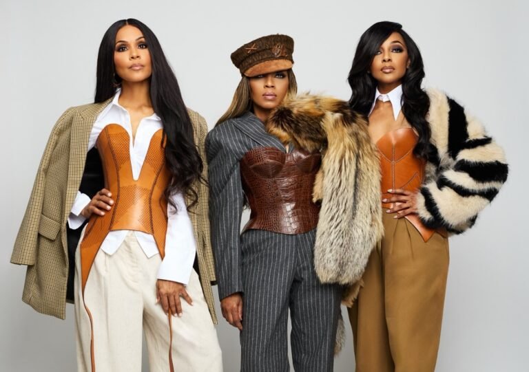 En Vogue in Brown Leather and Tailored Neutrals by Atelier Savoir, Styled by J Bolin En Vogue in Brown Leather and Tailored Neutrals by Atelier Savoir, Styled by J Bolin