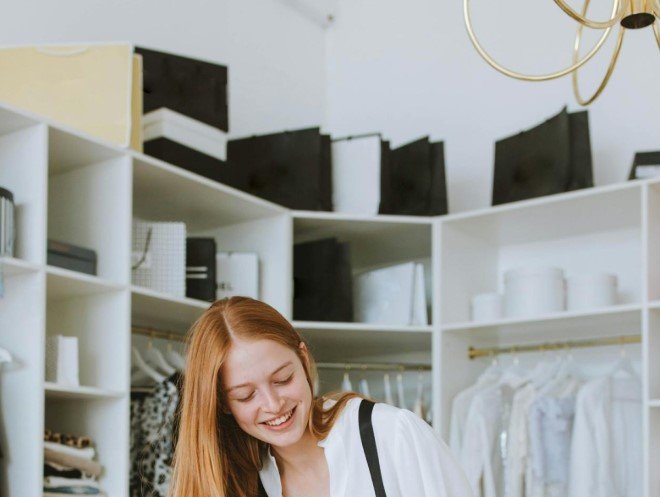 6 Women’s Wardrobe Staples That Make Staying In Feel Like a Choice, Not a Compromise 6 Women’s Wardrobe Staples That Make Staying In Feel Like a Choice, Not a Compromise