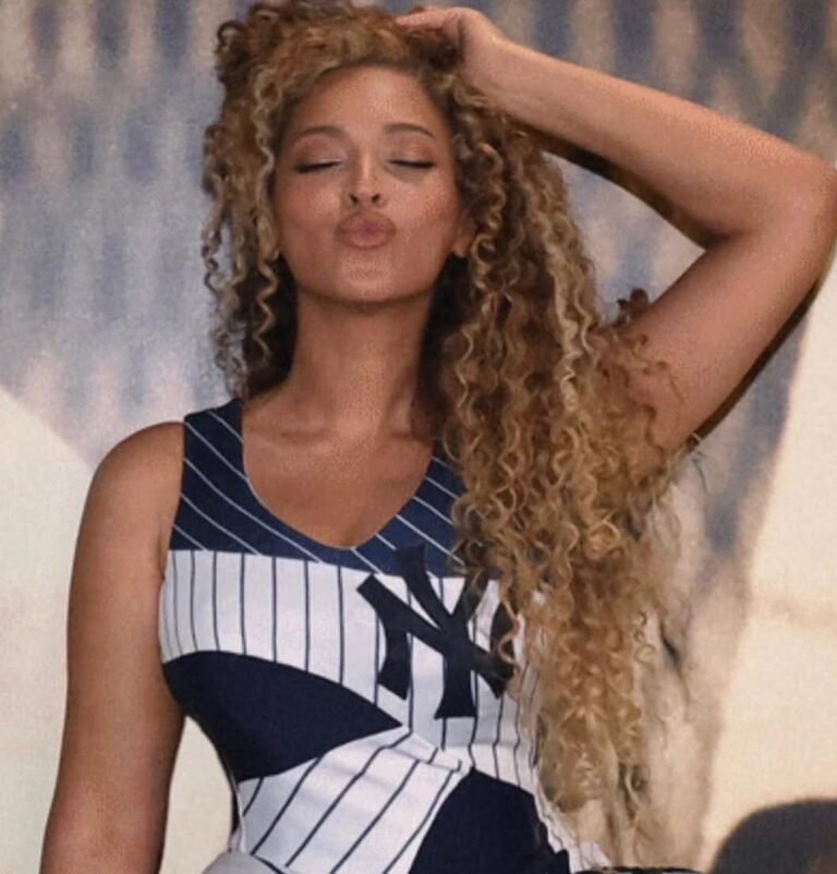Beyoncé Steps Out in Custom Luar Yankees-Inspired Look for Jay-Z’s 30th Anniversary After-Party Beyoncé Steps Out in Custom Luar Yankees-Inspired Look for Jay-Z’s 30th Anniversary After-Party