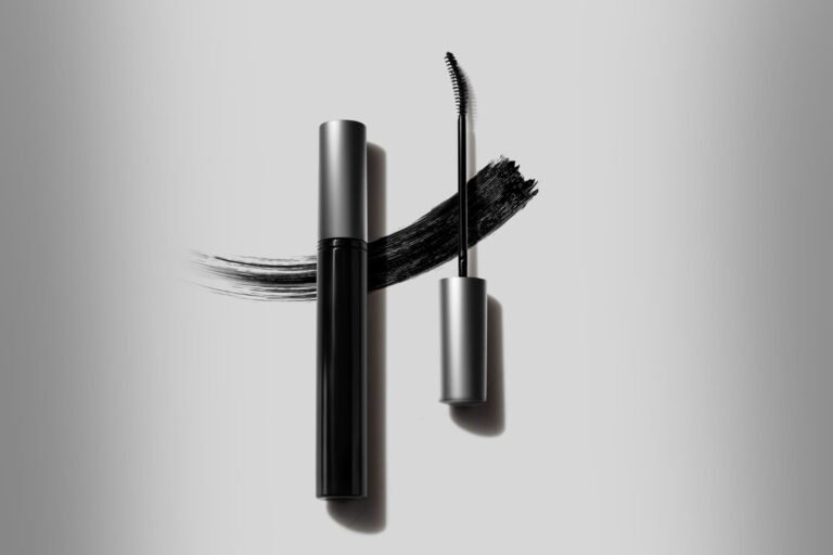 Tubing Mascaras: Performance, Easy Removal, and Next-Generation Eye Makeup Formulas MPlus Cosmetics Fashionbombdailycom 2